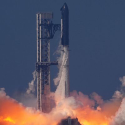 SpaceX launches high-stakes test flight as record-breaking stock market debut looms